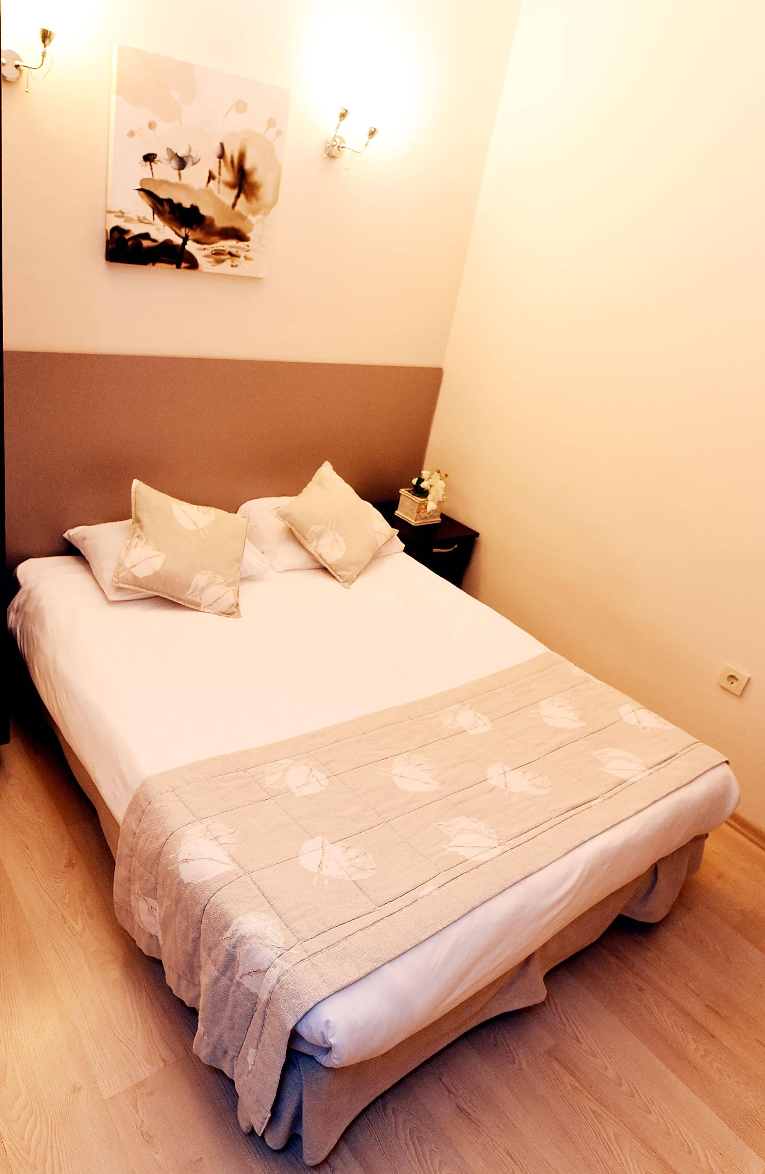 Marine House Boutique Hotel Adalar Exterior photo