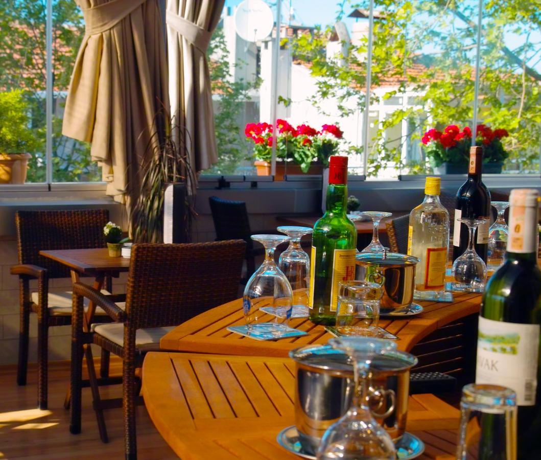 Marine House Boutique Hotel Adalar Exterior photo