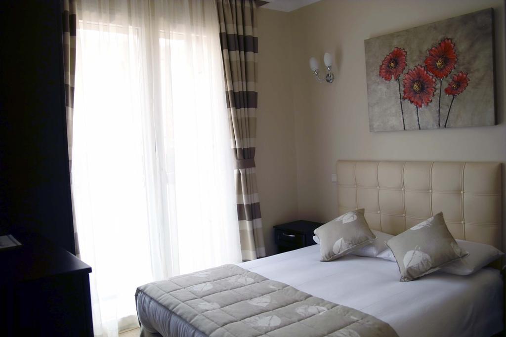 Marine House Boutique Hotel Adalar Exterior photo